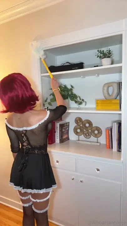 Maid Hannah Jo Gives A BJ After Masturbating
