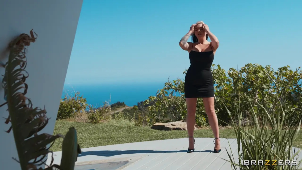 Kendra Sunderland And Cubbi Thompson's Threesome Sex Tape