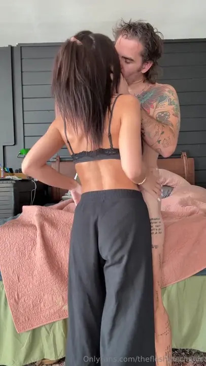 Ivy Ireland Gets Her Asshole Filled By TheFleshMechanic