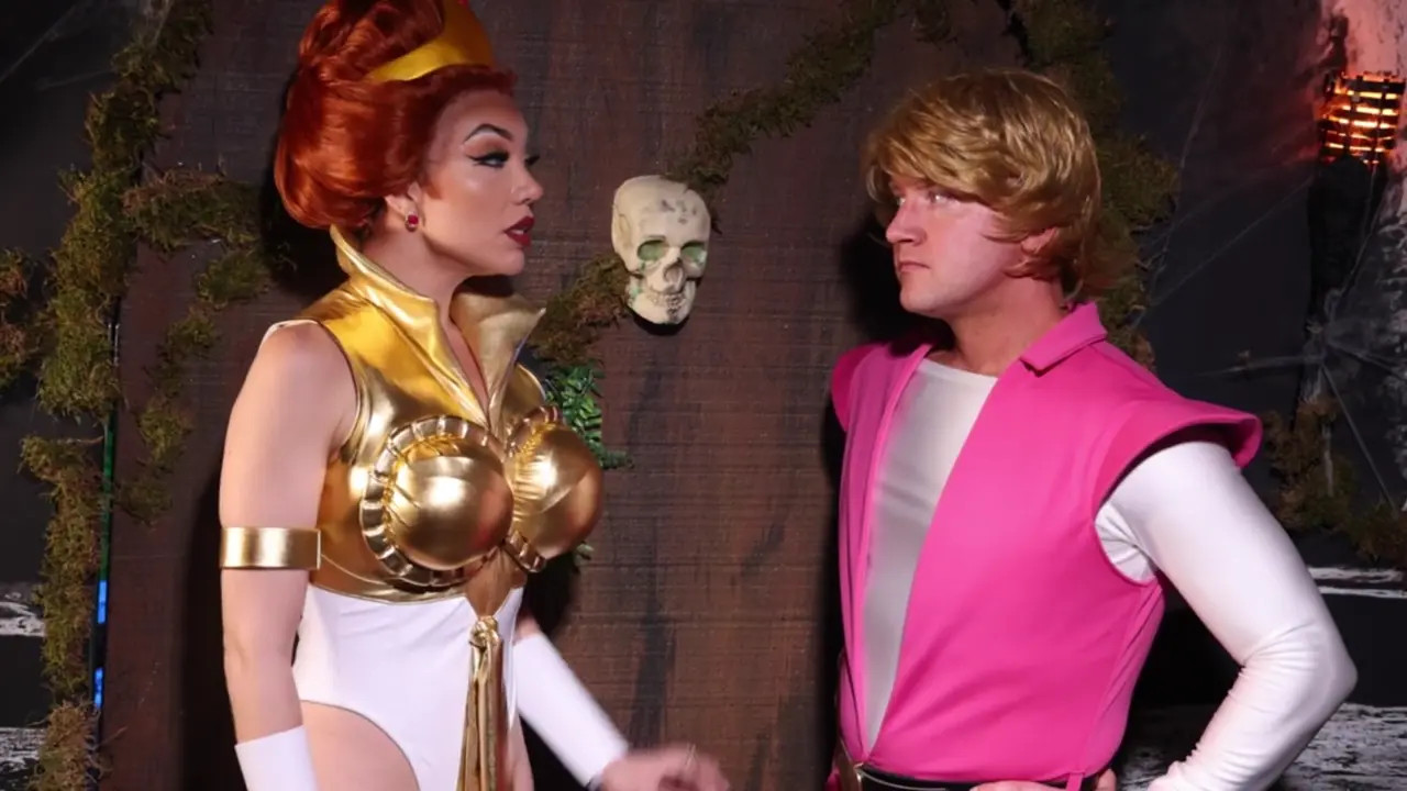 Angela White & Little Puck Get Fucked By He-Man As Evil-Lyn & Teela