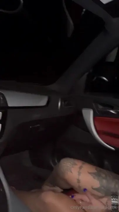 Lilackok Fucks A Stranger In The Car