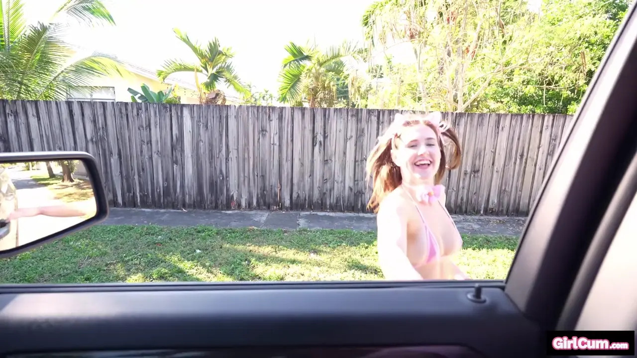 Alana Rose Gets Creampied In Missionary