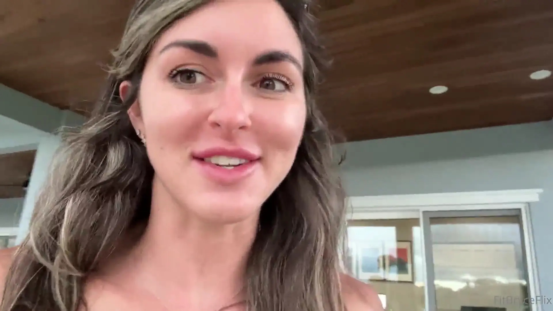Bryce Adams Sneakily Creampied By Her Intern Video Leaked