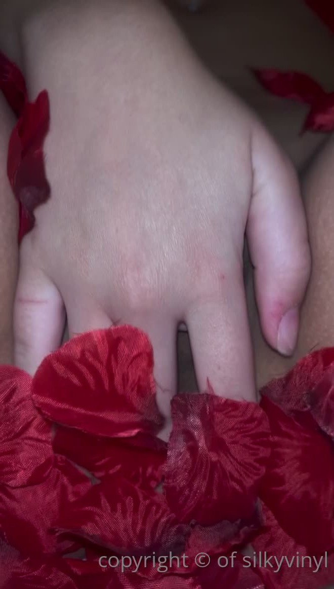 CuioGeo - Few pics taken in between custom videos!