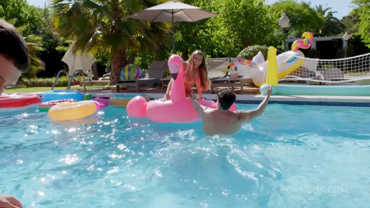 Lily Phillips Takes Multiple Loads After Blowbang