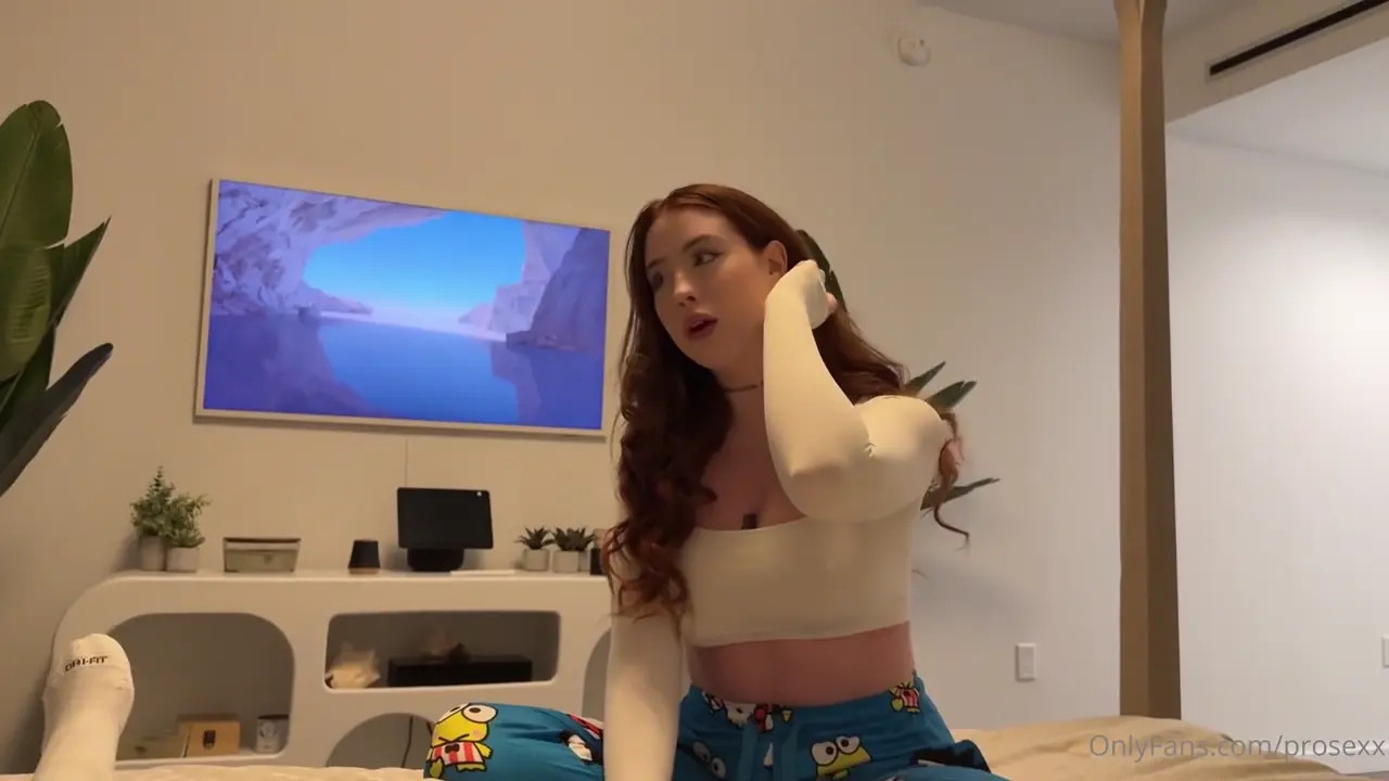 Rosie Rider Gets Creampied By Her Stepbro