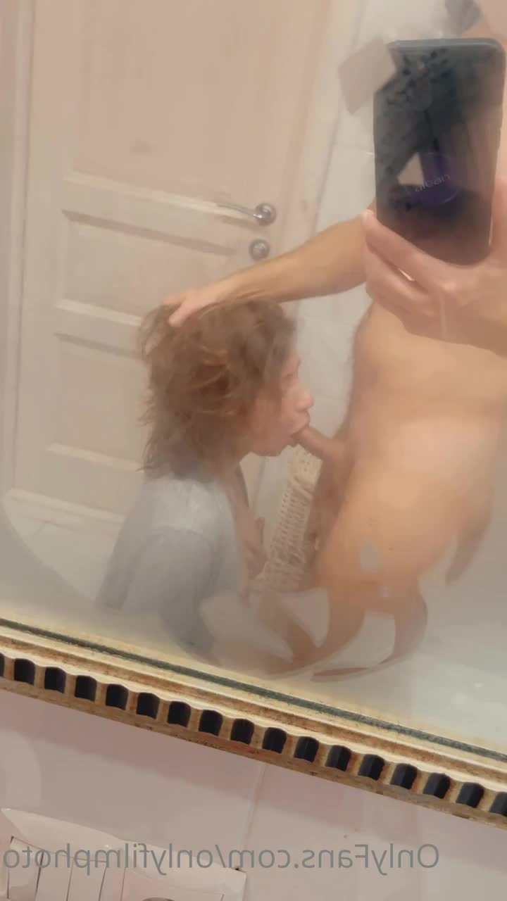 leraferal - Wanna peek under my skirt?