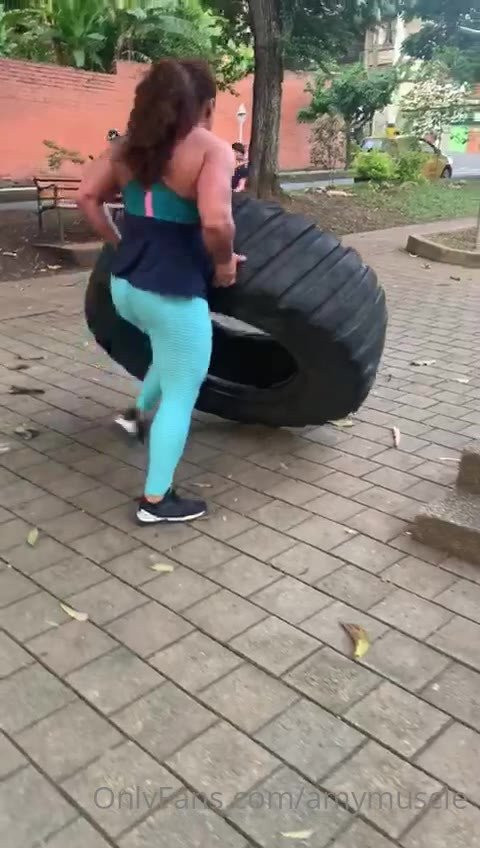 Naomi [ naomih666 ] - More vibrating butt plugs and orgasms