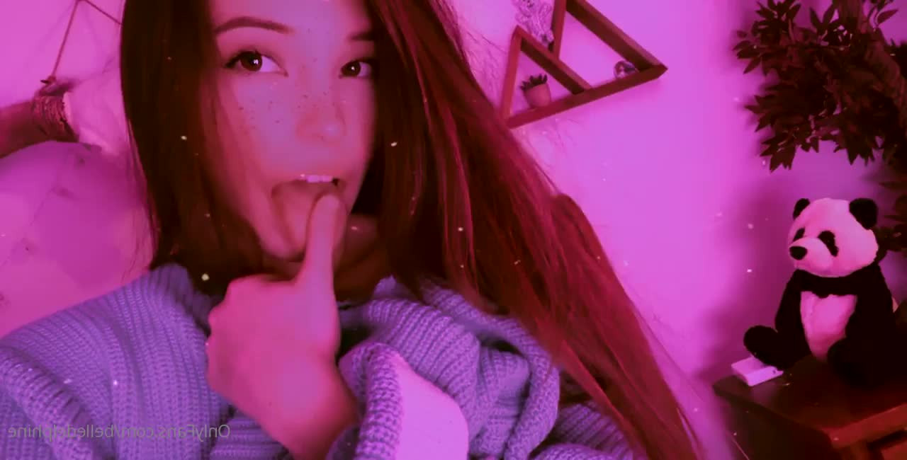 Belle Delphine [ belledelphine ] - (9-18) If you didn't know, I had to be very extra sneaky taking these