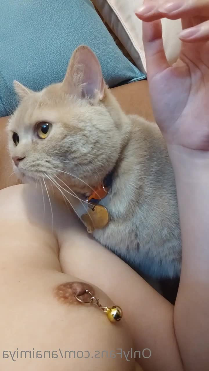 Naimi奶咪 [ anaimiya ] - How do I look on gym clothes