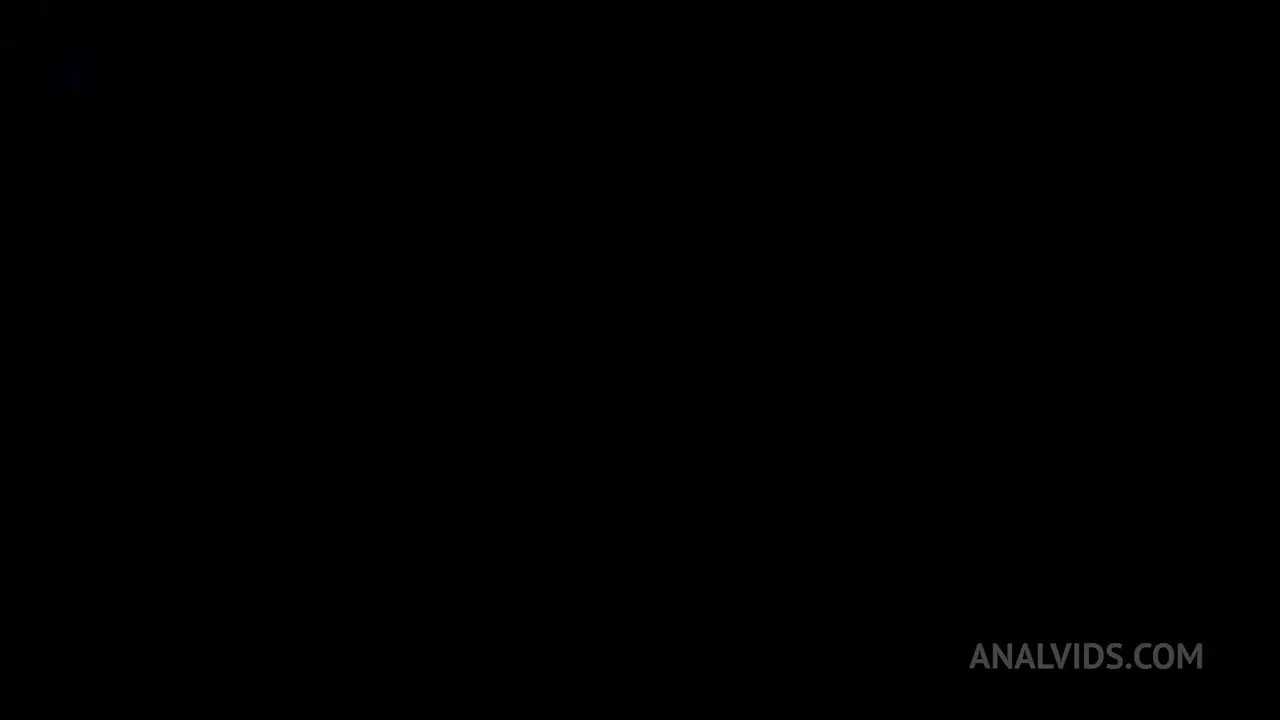 Berlin Lange Gets Her Ass Banged In A BDSM Room