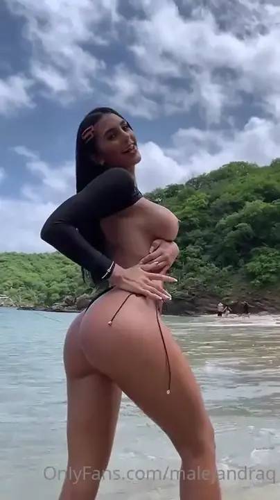 Maria Alejandra Quintero's Seductive Solo Dildo Experience Uncut  