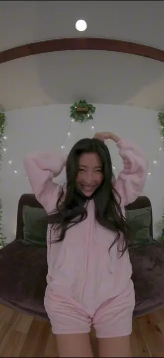 Emiri Momota's Sex Tape In POV