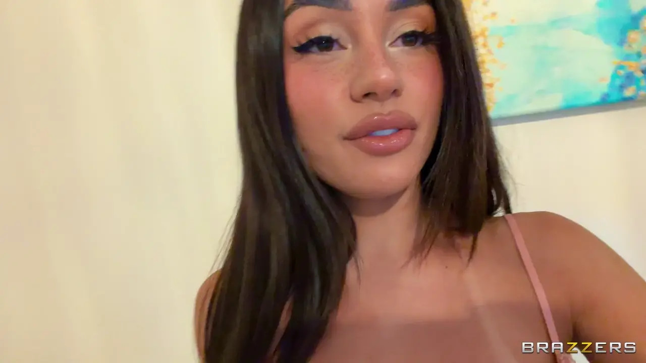 Alannasworldx & Martina Smeraldi's FFM Threesome