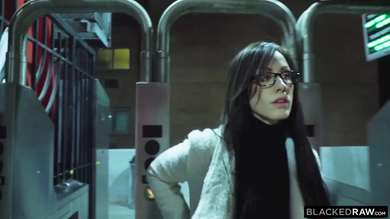 Carolina Sweets Gets Railed Hard By A Big Black Cock