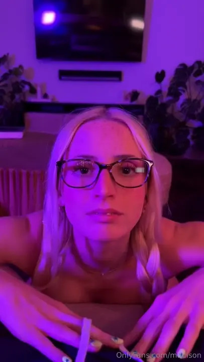 Madison Moores Mounts Her Boyfriend's Cock
