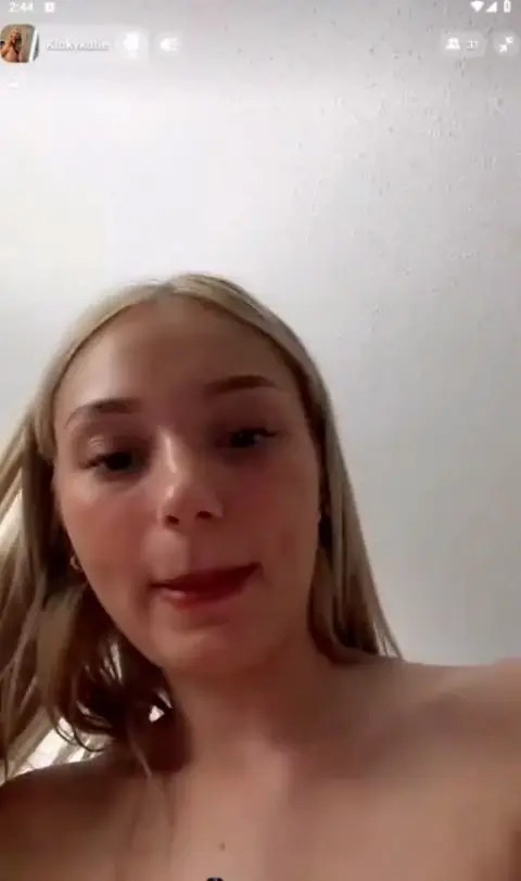 Kinkykatiee 18yo Girl Sex Tape Video Leaked