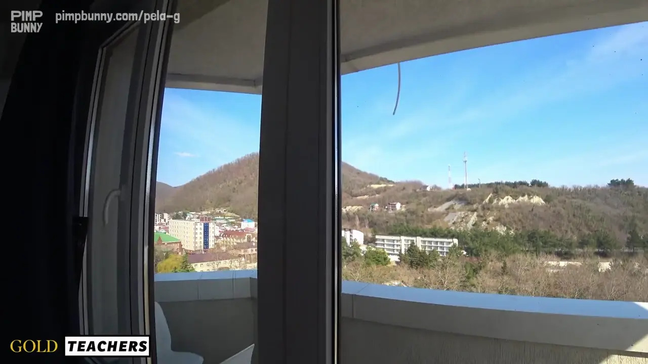 Risky Outdoor Sex With A Russian Beauty On The Balcony
