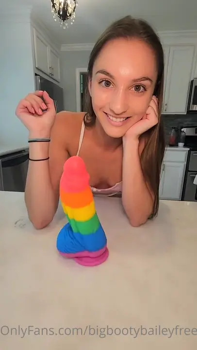 BigBootyBaileyVIP Bounces On Her Thick Colorful Dildo