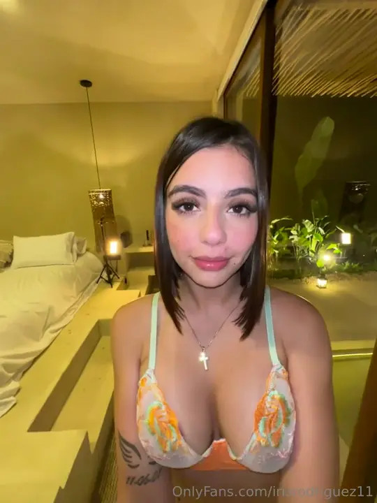 Iris Rodriguez Straddles A Cock After A Blowjob