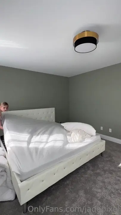 Naughty Babysitter Babe Bella Lynn Fucks A Married Man