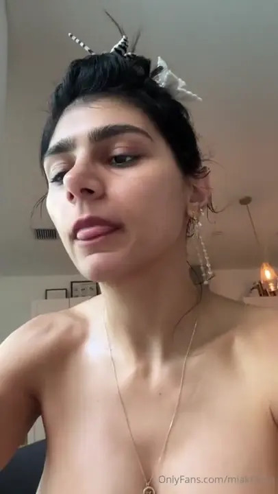 Mia Khalifa Smoking Weed And Showing Her Tits