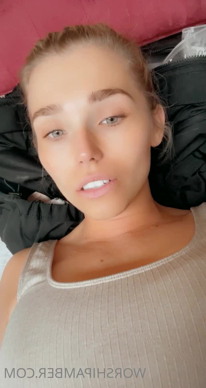 Natalie [ yagirlnatalliee ] - Come help me 💦😋😏