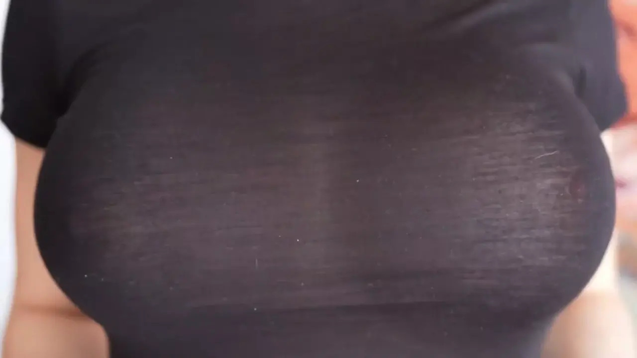 Booty Frutti Exposed in Intimate Bedroom Scenes 2026 Fresh Leak