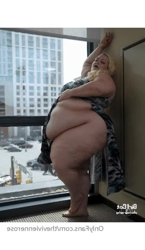 Amethyst [ amethystvip ] - SUNDAY FUNDAY 🎉 Miami Barbie vibes today 💖🌸