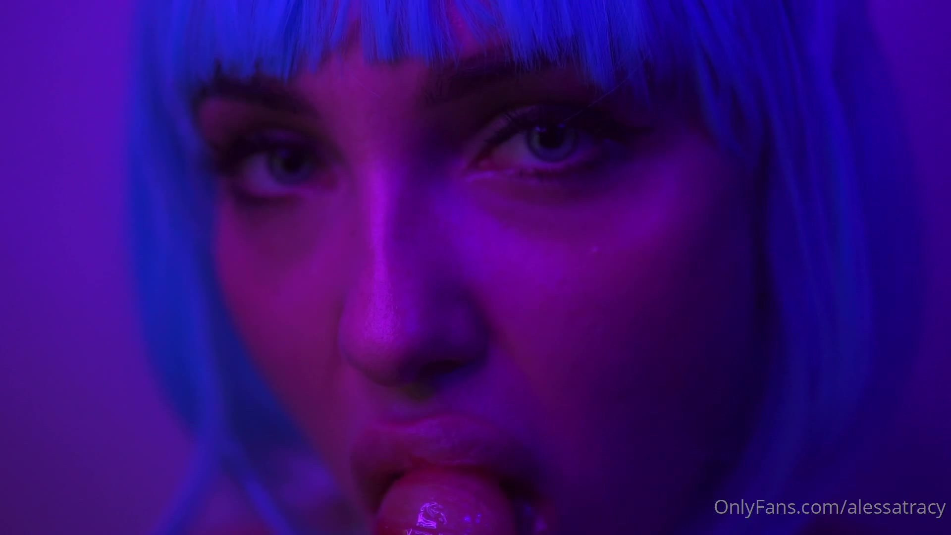 VIDEOCALL NOW🔥😈ⒷⒾⒼ ⒶⓈⓈ 🍑 [ ladybiigass ] - 5 min vid     morning glory pov  Come watch how a real slut deals