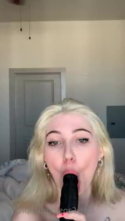 Lexi Frenchteen [ lexiteen ] - Balls are full … 🥛🥛 I need someone to help release them 😜