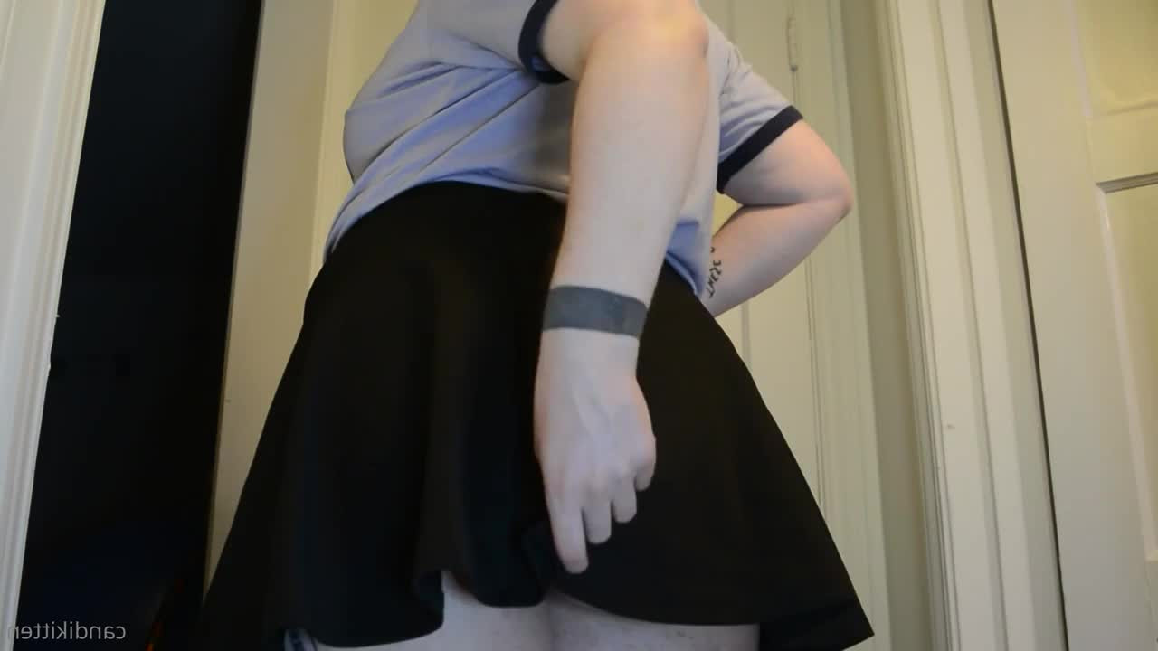 Durden [ tyler_durden_ ] - Fuck I’m so horny... wish I had a cock to ride