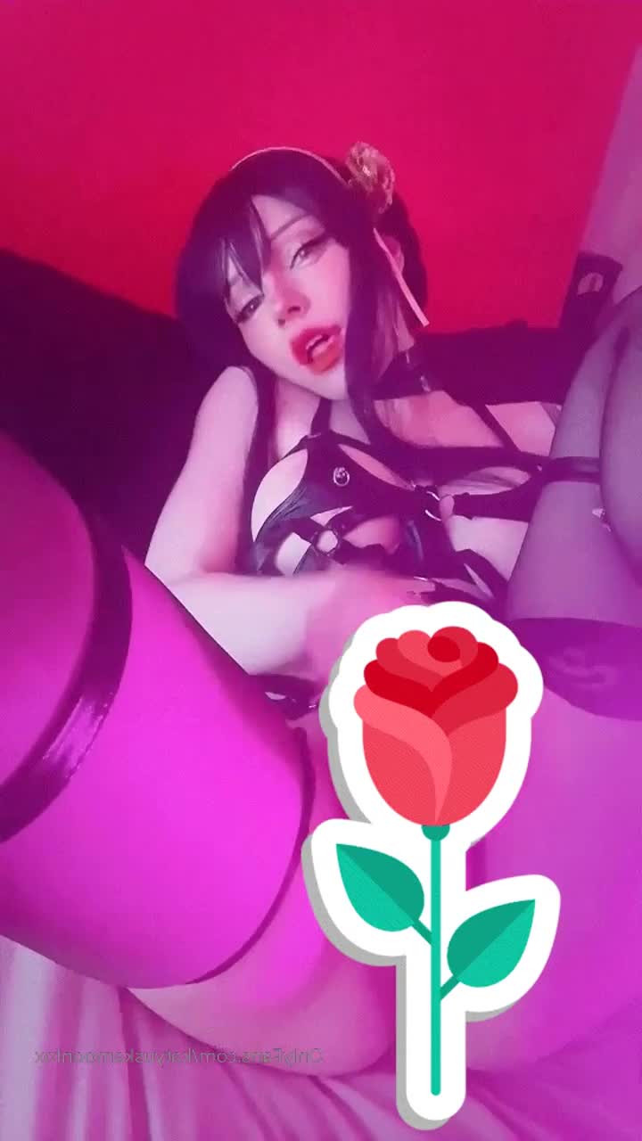 Da Foot Goddess [ dafootgoddess1 ] - So in 2020 I got new boobs  before or after  Which ones are new - ePornLeak