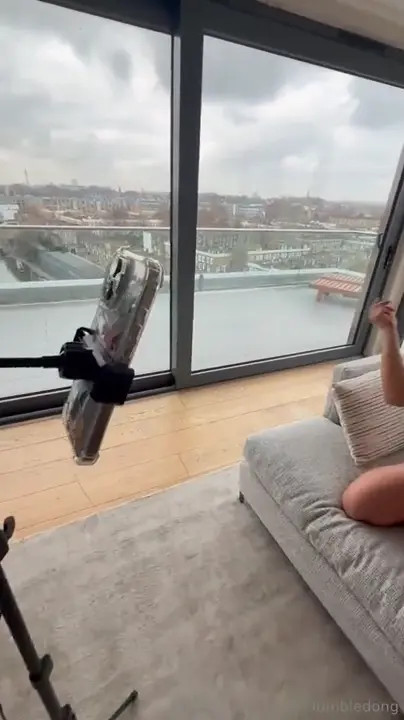 Elle Brooke Gives A Blowjob And Gets Fucked By A BBC - ePornLeak