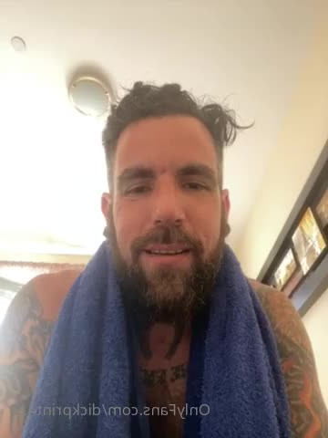 squirtapaloozaqueen - a lucky fan (who didn't want to be filmed) tried to suck my white - ePornLeak