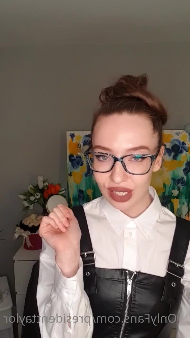 Dani🥀🍂 [ unoresident1191k ] - Help Followers! I eat my cousin 🫣How can I digest it faster? no - ePornLeak