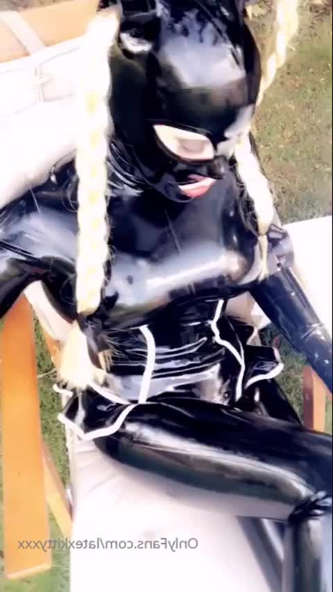 GG PRODUCTIONS by GODDESS GRAZI [ ggproducer ] - It’s a casual plug wearing type of evening 😏 - ePornLeak