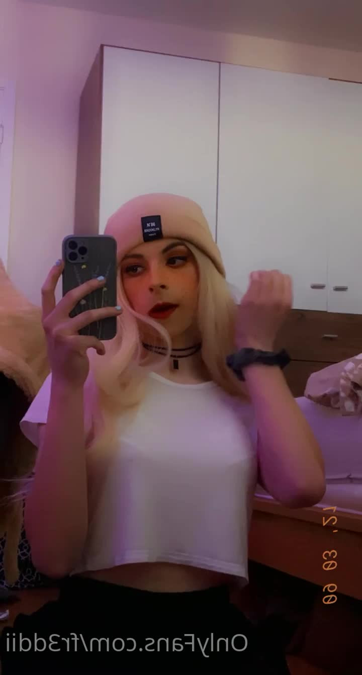 Fr3ddi [ fr3ddii ] - My favorite outfit this month. Black suits me🖤 - ePornLeak