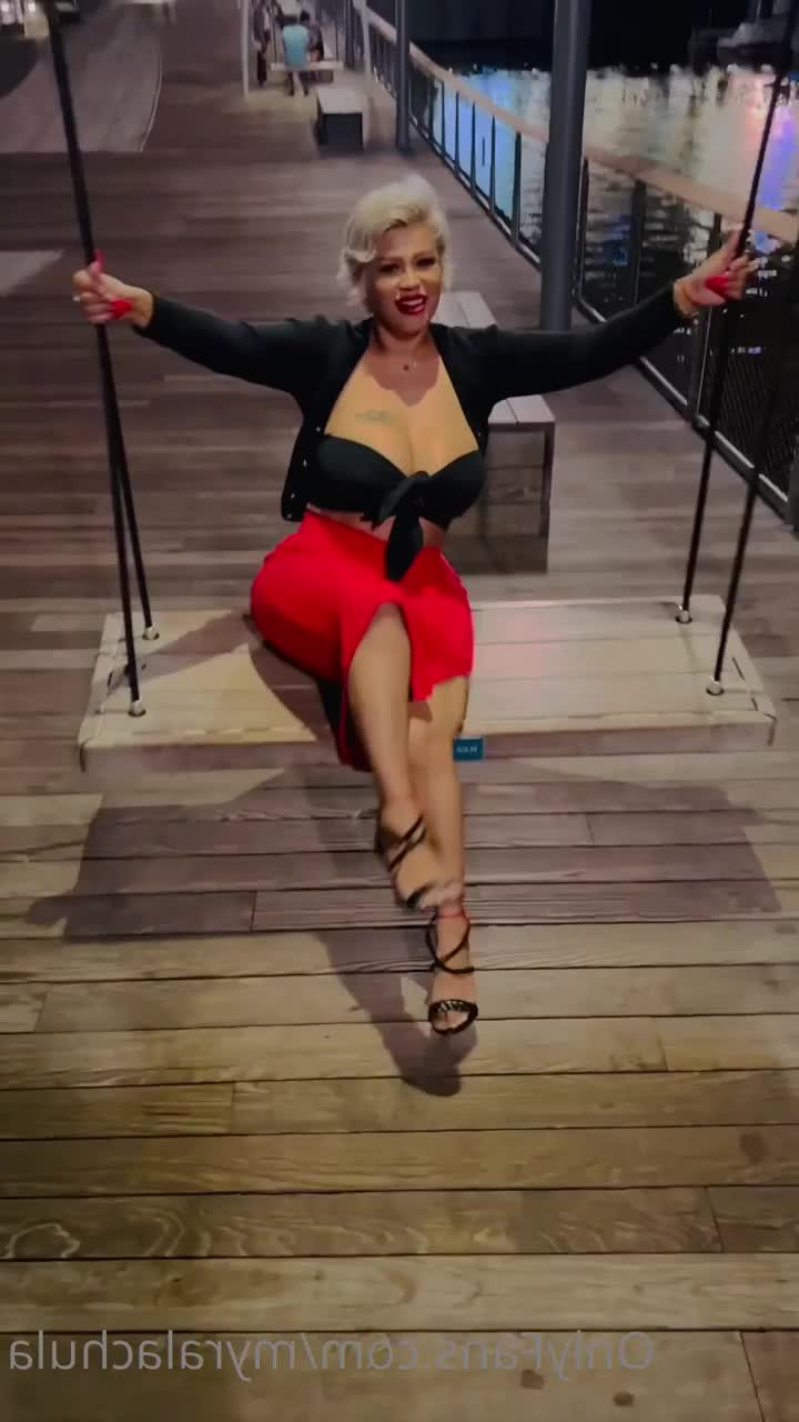 la Chula Myra [ myralachula ] - Fun with Balloons! (PREVIEW)  let's start off this month-long party w - ePornLeak