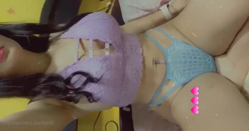 Valery Rodríguez B [ valery_r10 ] - Ready to share my love