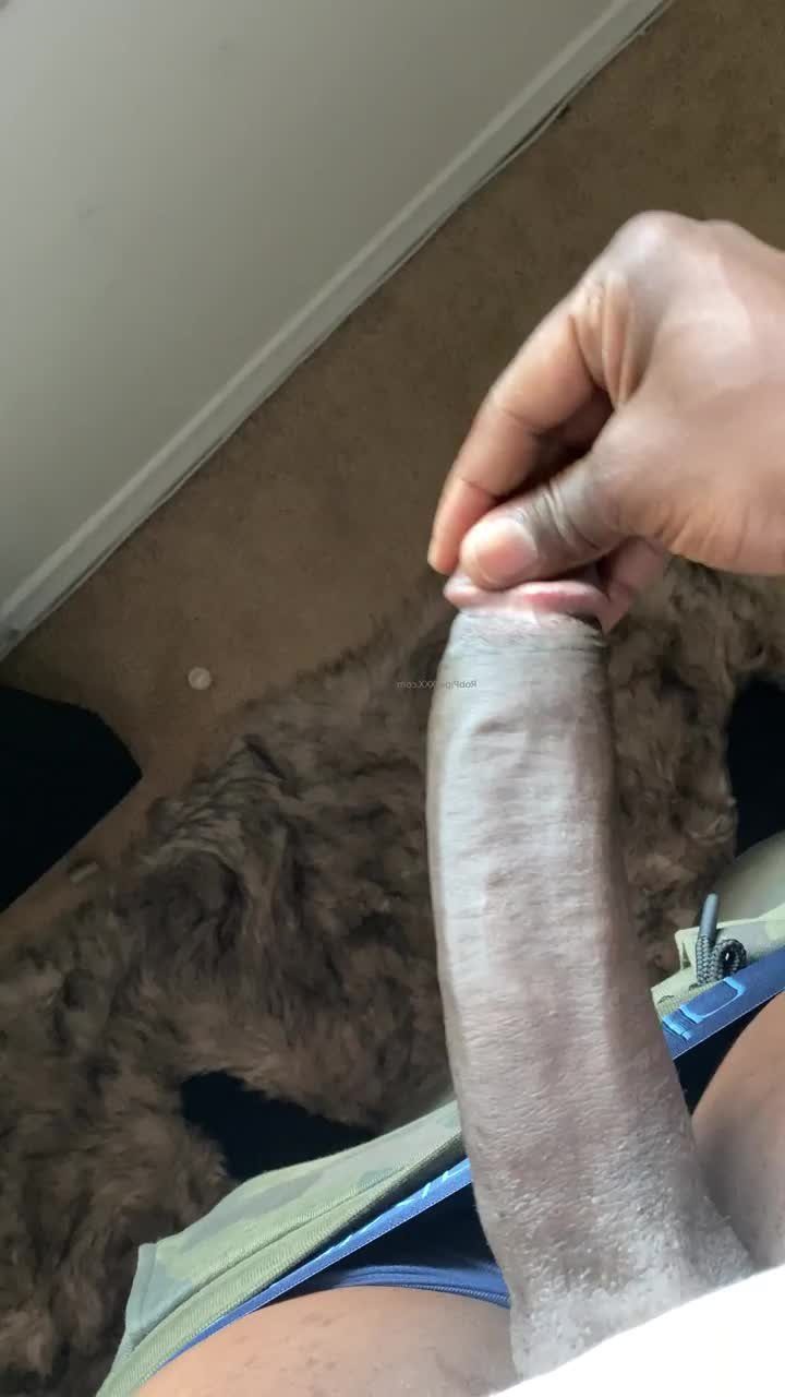 Rob Piper [ robpiperxxx ] - Wearing my micro bikini