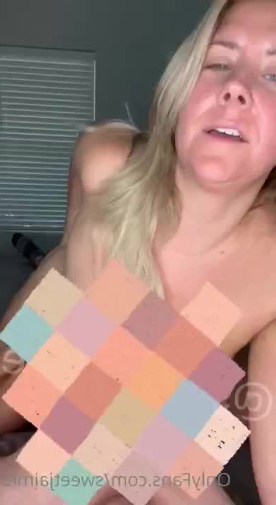 Jaimie 😁 DM me! [ jaimiesmiles ] - 9 pictures in my cow costume, showing pussy and clit, feet, arm