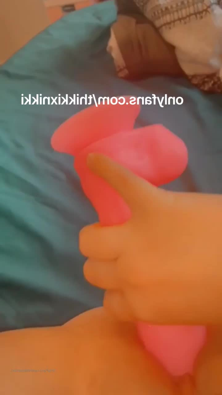 Nikki Clay [ thikkixnikki ] - DM me to hear about the naughty dream I had last night 🙈 - ePornLeak