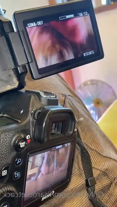 lisa.rocketcock [ lisarocketcock ] - Ya girl is gonna be a different shade in a few days with this sun