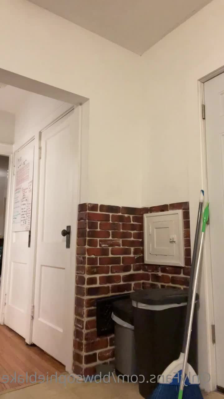 Sophie Blake [ bbwsophieblake ] - Screenshot from sweaty pungent JOI - ePornLeak