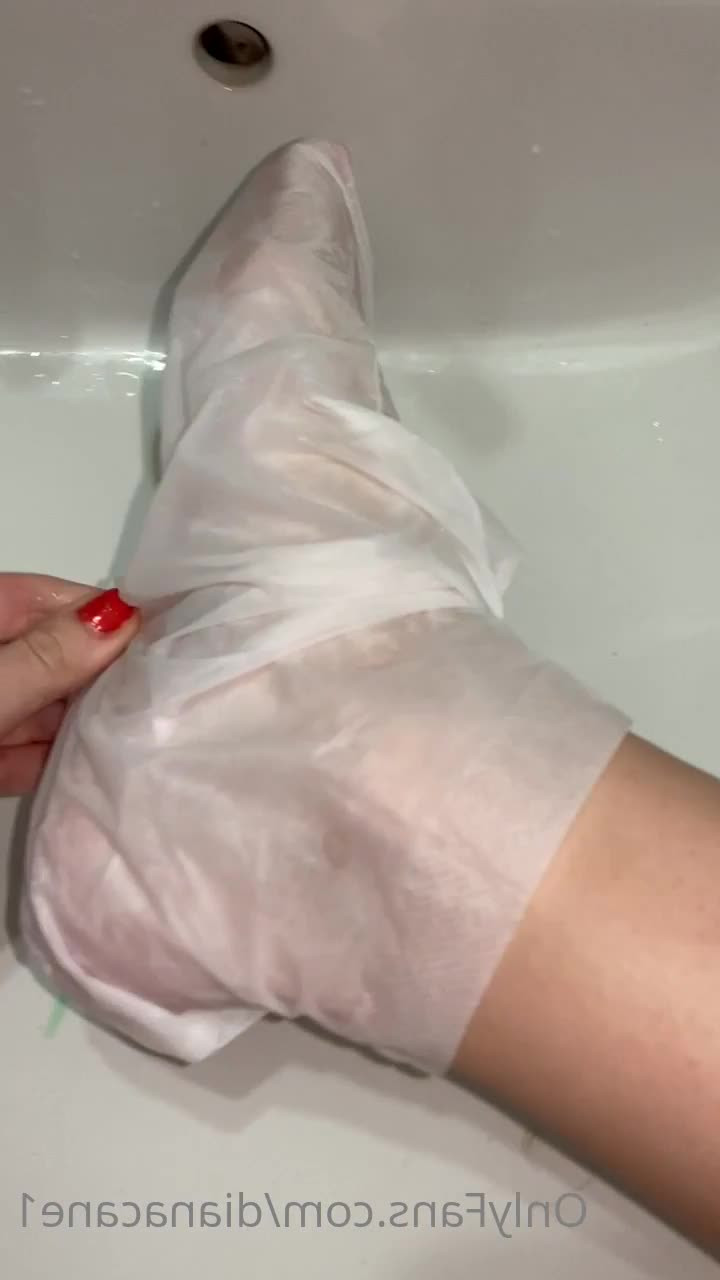 GODDESS DIANA 😏 fetish lover 👅 [ dianacane1 ] - 🔴 Naughty Audio: Rebecca Love has a succubus hunting her pray