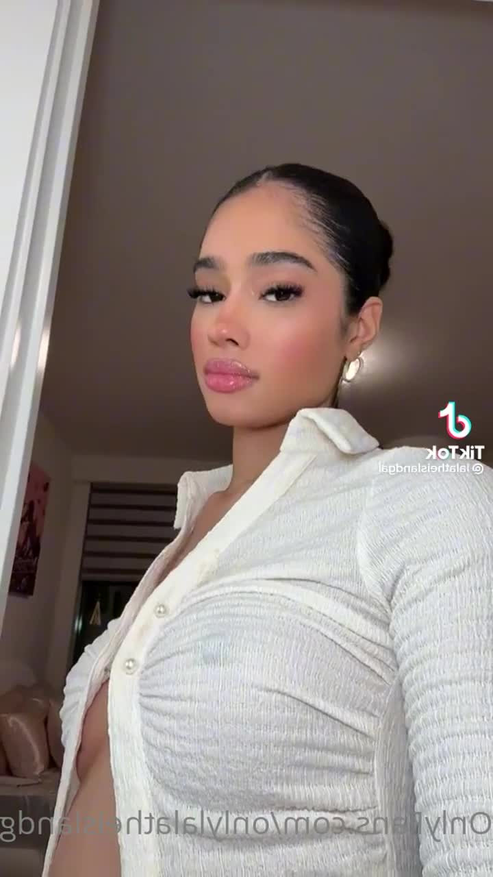 🎠Lala Baptiste🎡 [ onlylalatheislandgal ] - Good morning Miami