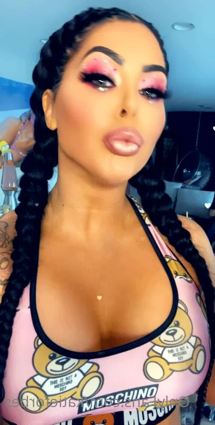 Katie Forbes [ katieforbes ] - I know you want to be the toy honey ;)