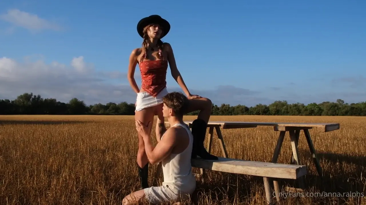 Anna Ralphs Wild West Sextape