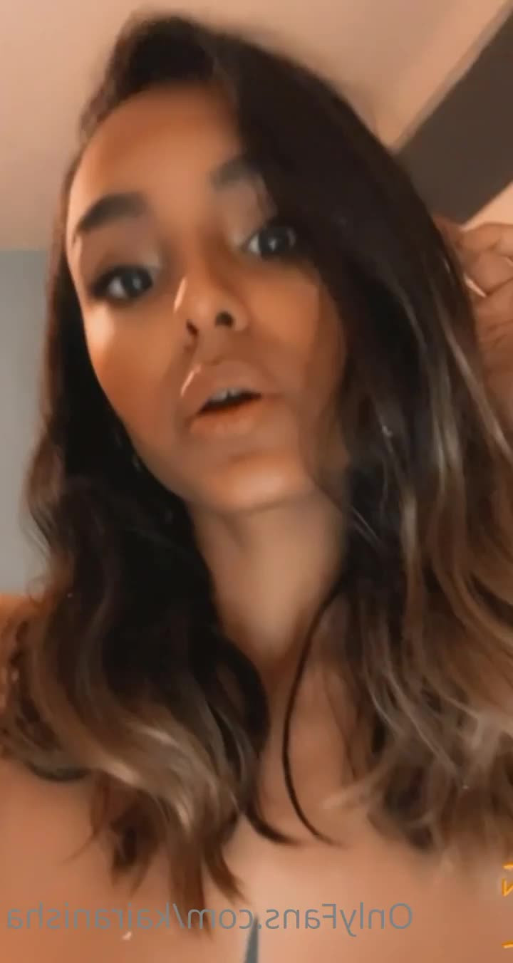 Bad Girl Kaira [ badgirlxkaira ] - Needed some of that wine after my shower - ePornLeak